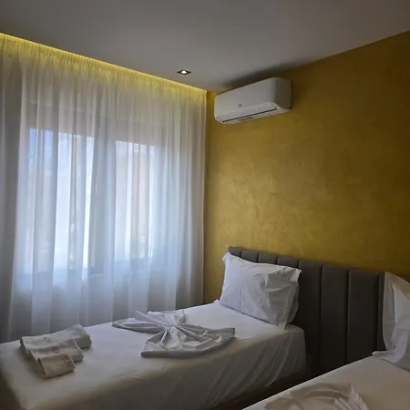 Jorida Old Bazar アパート ティラナ