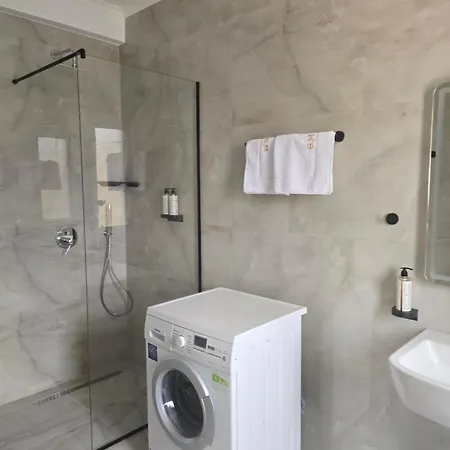 Jorida Old Bazar ティラナ