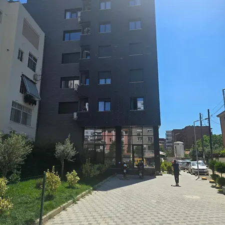 Jorida Old Bazar 公寓 地拉那