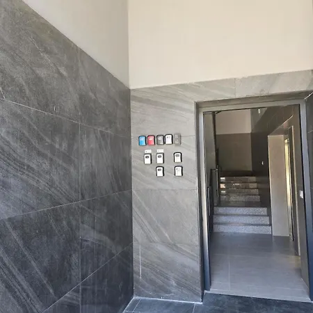 Jorida Old Bazar شقة تيرانا